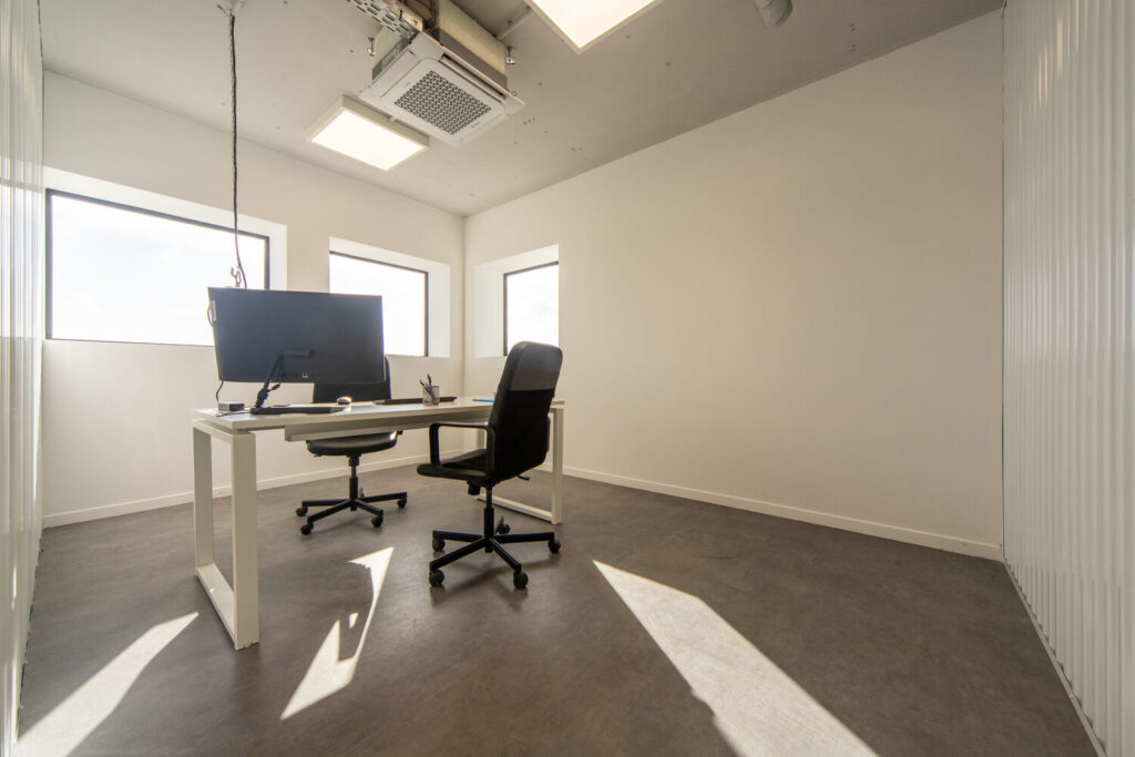 Photo of a Lockall desk