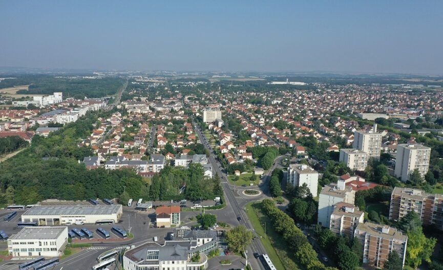 Louez un garde meubles près de Beauchamp